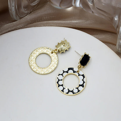 Sier Needle Black And White Polka Dot Drop Earrings