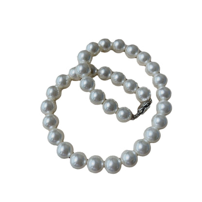 Mai Ni Pearl White Light Luxury Necklaces