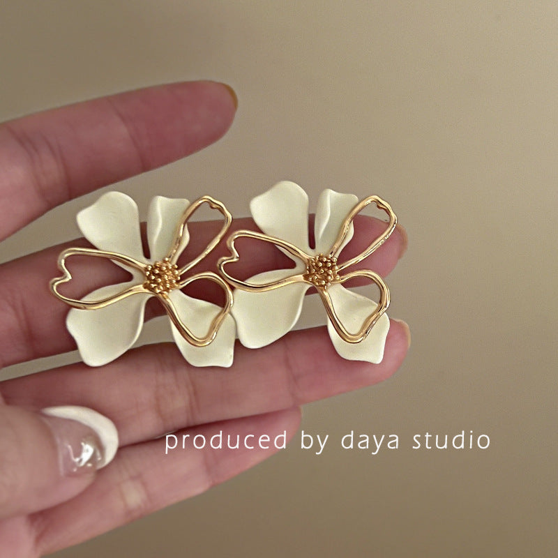 For Metal Flower Korean Exaggeration Sier Pin Earrings