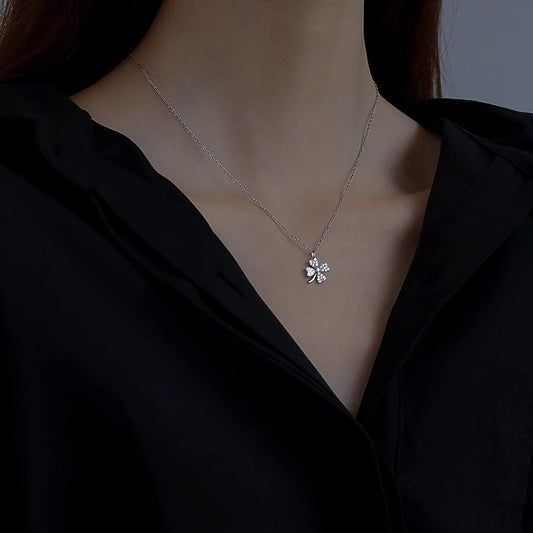 Women's Four-leaf Clover For Special Interest Light Necklaces