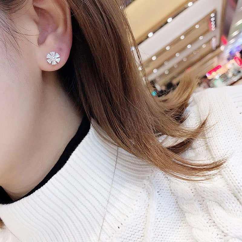 Shi Korean Style Copper Zircon Snowflake Sleeping Earrings