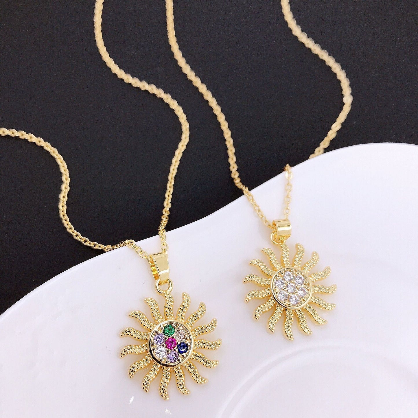 Niche Style Gold-plated Color Zircon Sunflower Necklaces