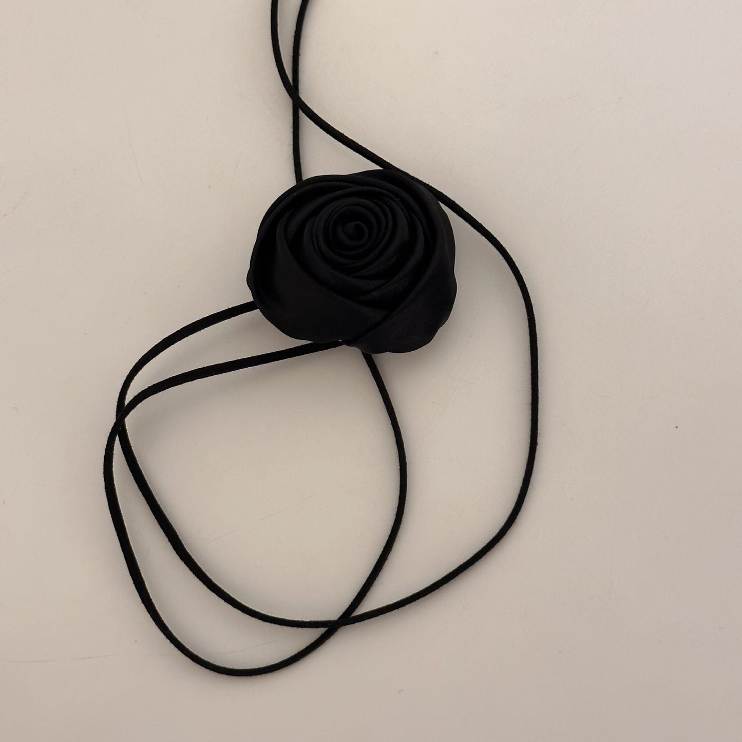 Women's Retro Rose Cold Style Bow Dark Necklaces