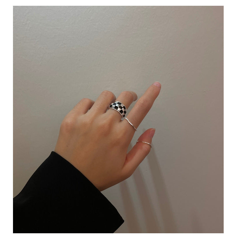 Style Niche Pleated Texture Irregular Female Rings