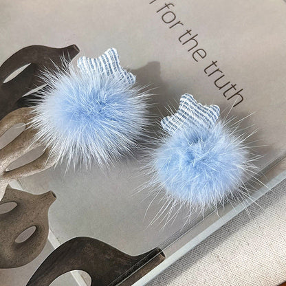 Ear Female Design Five-pointed Hair Ball Earrings