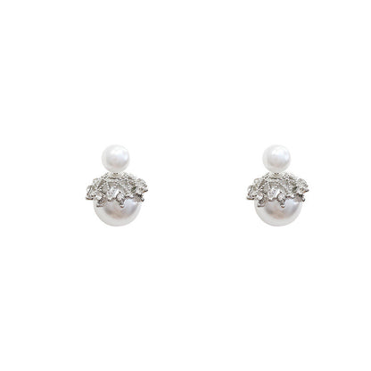 Women's French Retro One Style For Pearl Earrings