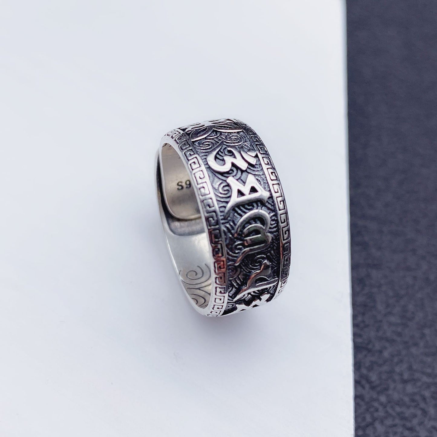 Women's & Men's & Thai Sier Personalized Hip Hop Hipster Domineering Rings