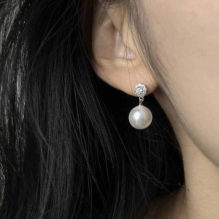 Simple Daily Commuter Pearl Design High-grade Earrings