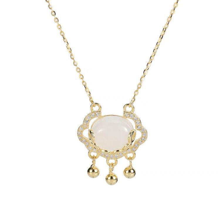 Women's Fashion Fashionable Ethnic Style Clavicle Chain Simulation Necklaces