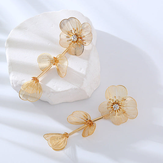 Women's Patch Light Luxury Long Metal Flower Earrings