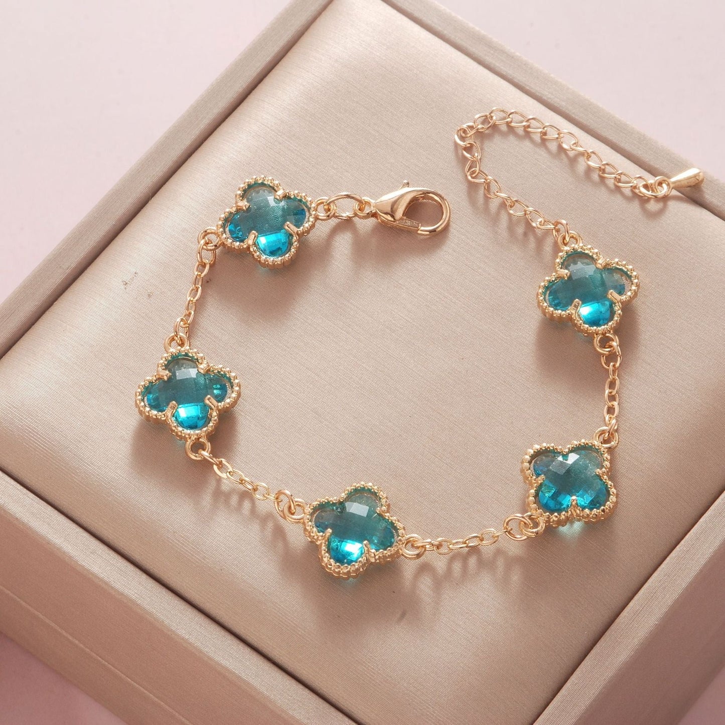 Women's Electroplated Devil's Eye Four-leaf Clover Fashion Bracelets