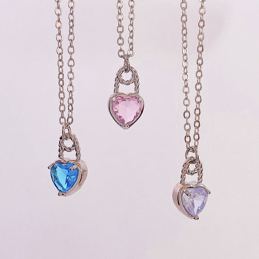 Graceful Personality Creative Design Inlaid Zircon Heart-shaped Pendant Necklaces