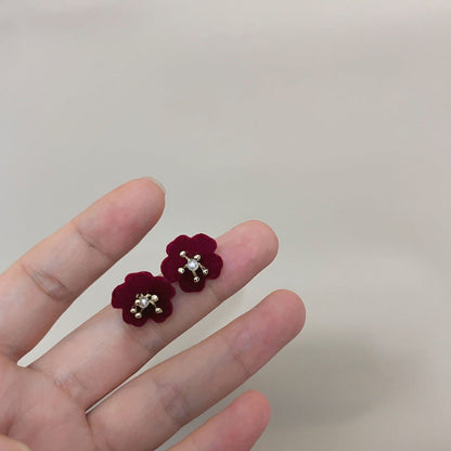 Women's Needle Elegant Flower Design High-grade Wine Earrings