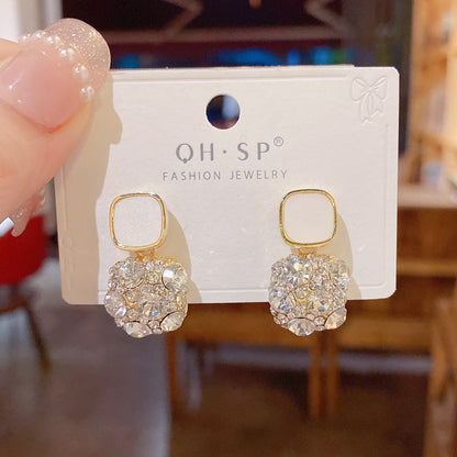 Women's Trendy Refined Rhinestone Square High-grade Simple Rings