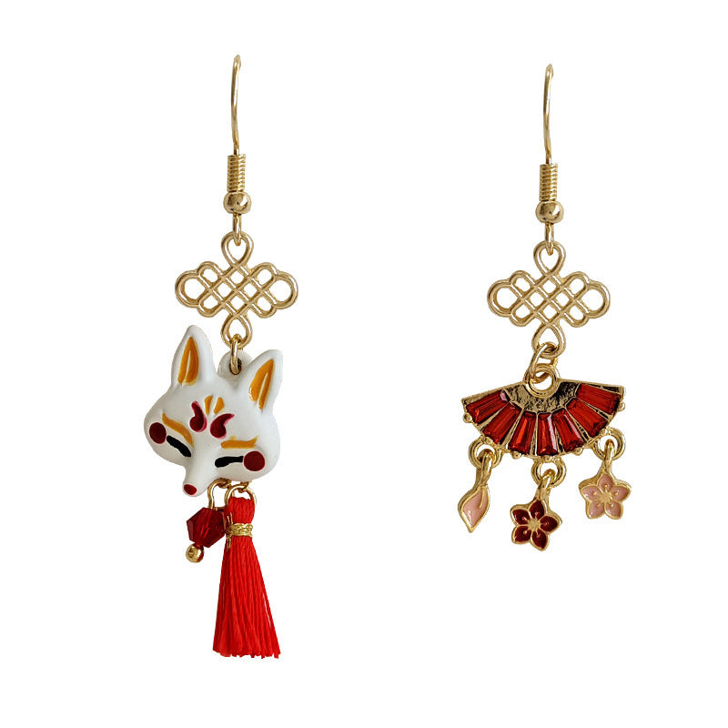 Fashion Fan Small Fox Shape Elegant Thread Earrings