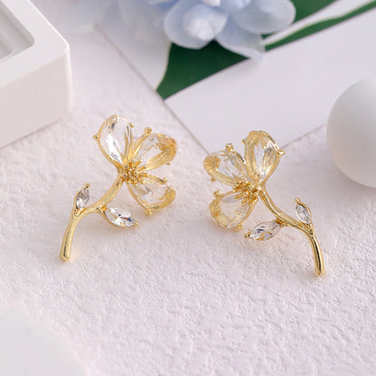 Women's Elegant Pearl High Sense Love Heart Earrings