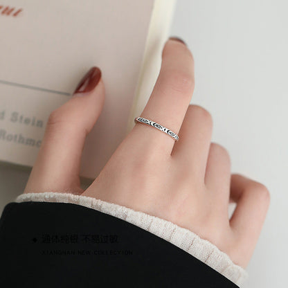 Sier-plated Index Finger Simple Female Niche Over Little Rings