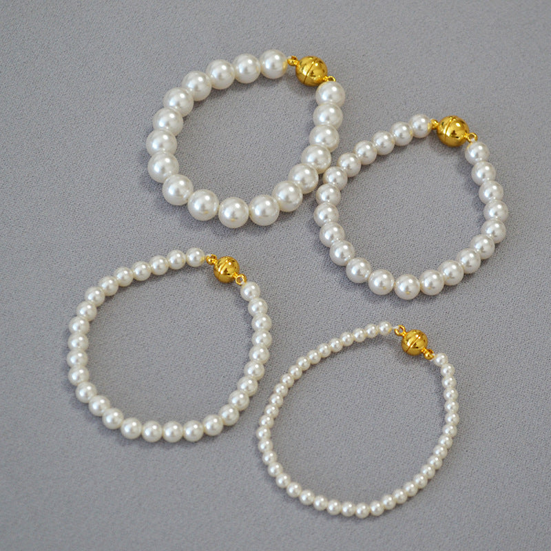 Women's Circle Highlight Imitation Pearl Magnetic Buckle Sweater Necklaces