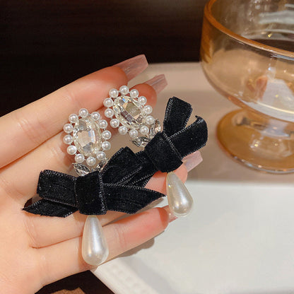 Women's Bow Light Luxury Personality High-grade Pearl Earrings