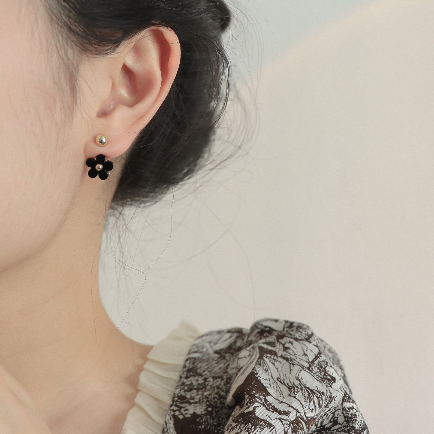 Black Small Flower Mini Little Daisy Front Earrings