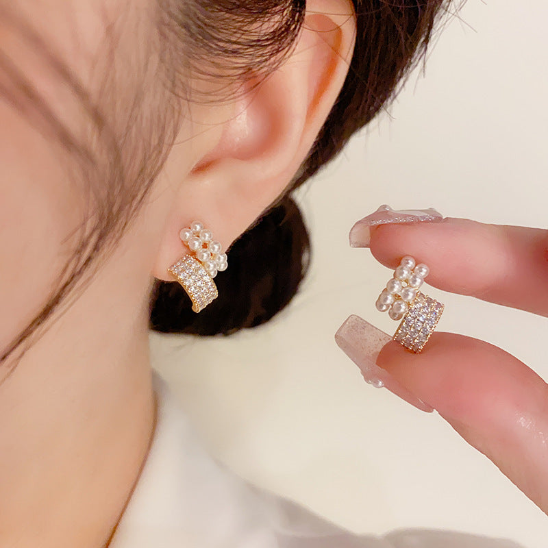 Simplicity Pearl Zircon Arc Female Sier Needle High Rings