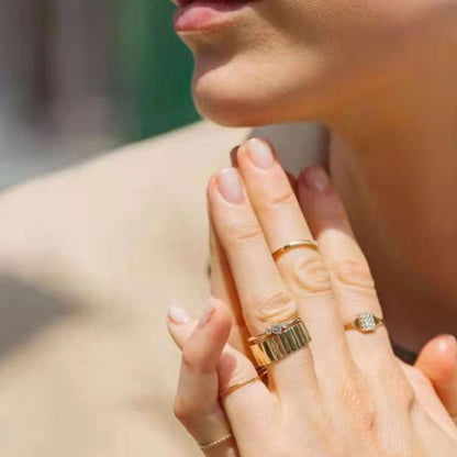 Gear Female Domineering Street Fashion Self-defense Bracelets