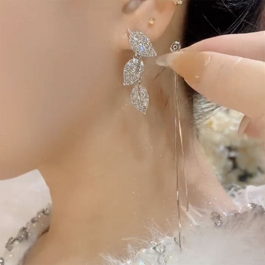 Multiple Ways To Wear Leaf Tassel High Earrings