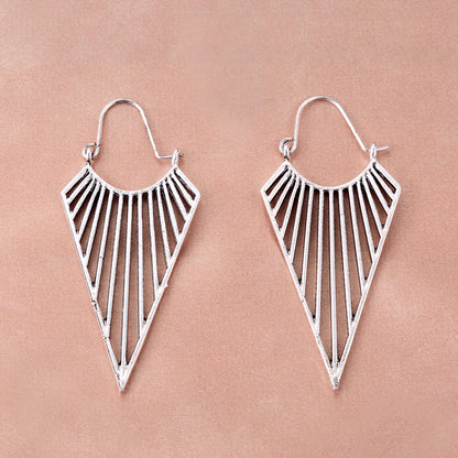Women's Vintage Hollow Carved For Geometric Scallop Earrings