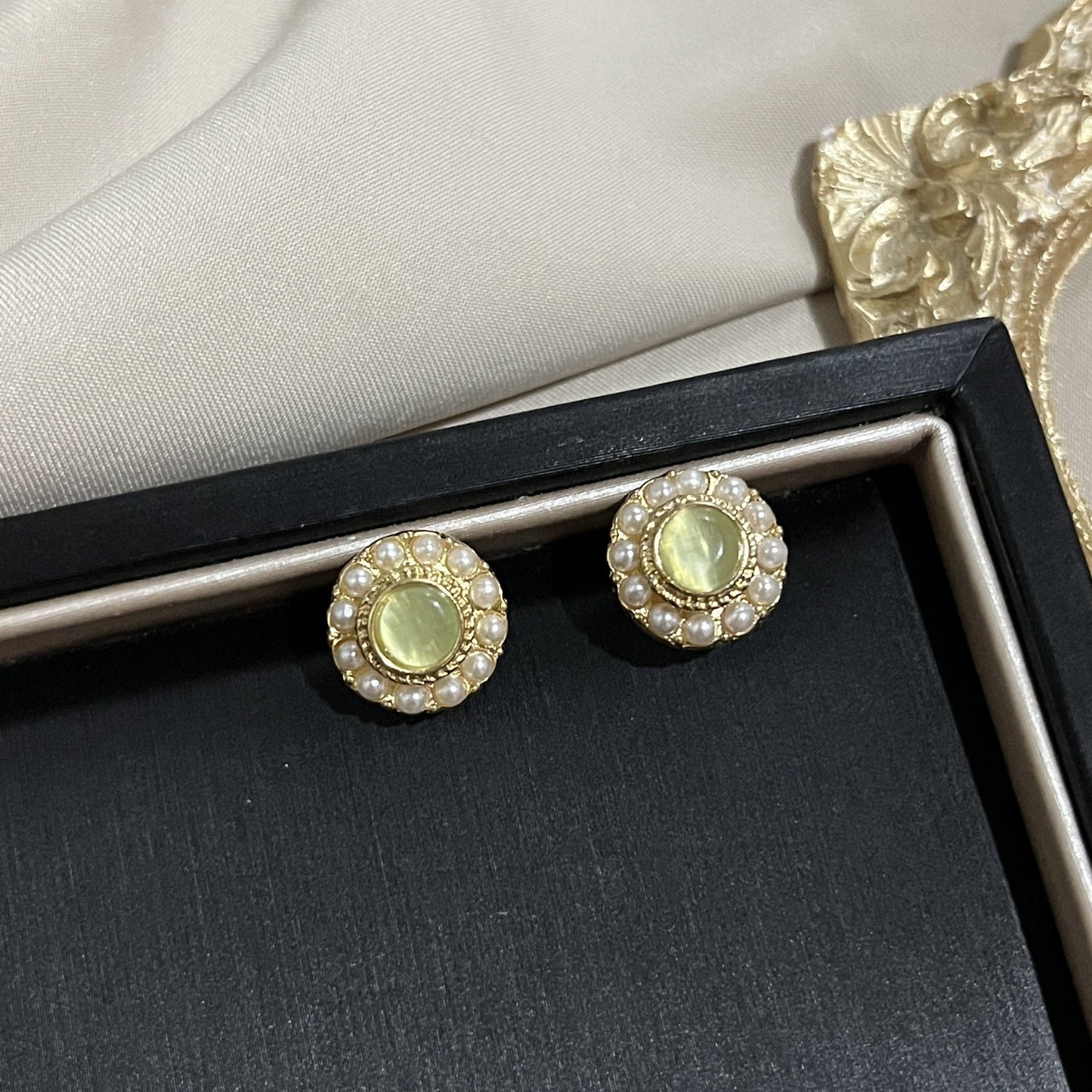 Needle French Opal Simple And Stylish Earrings