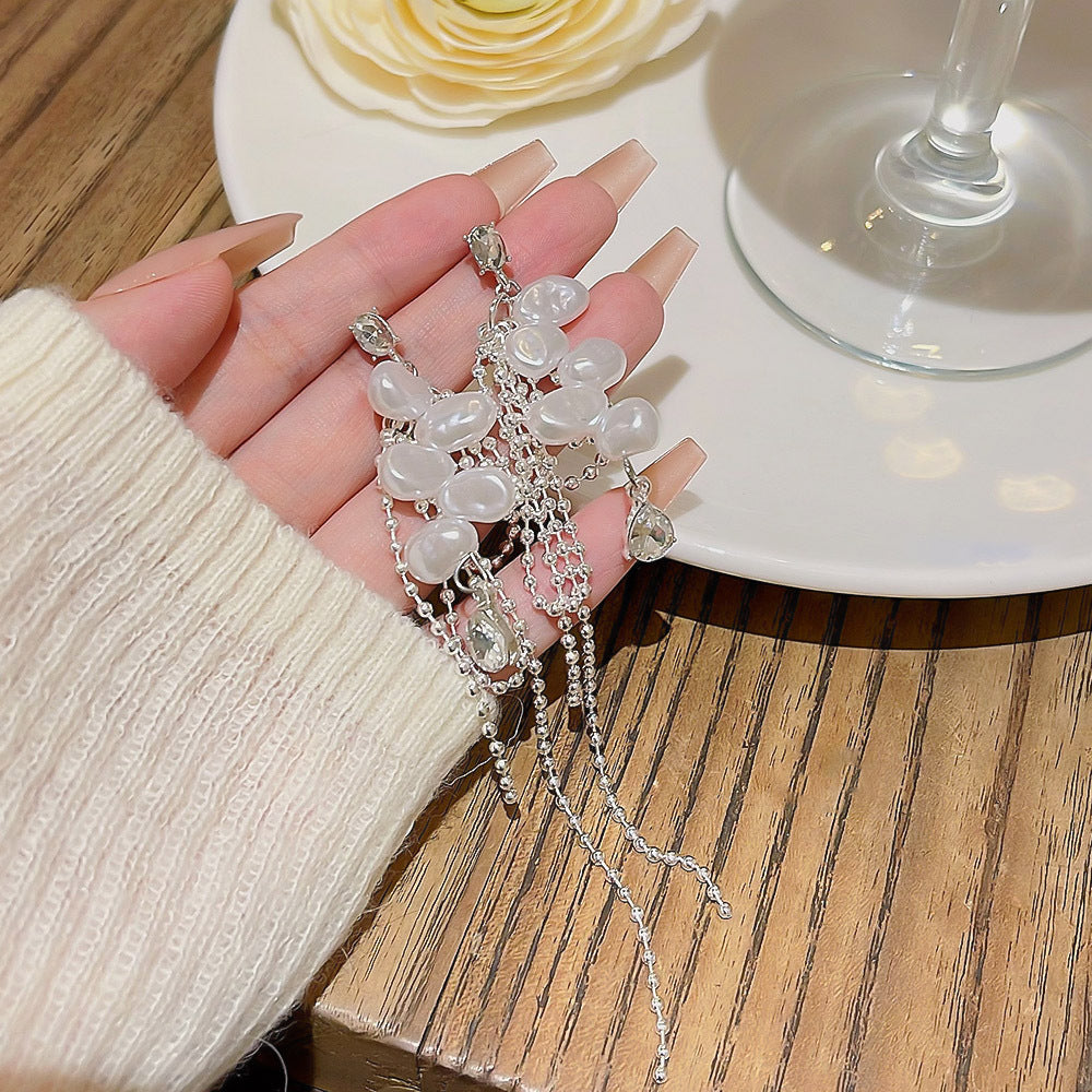 Women's Needle Pearl High-grade Sense Elegant Accessories Earrings