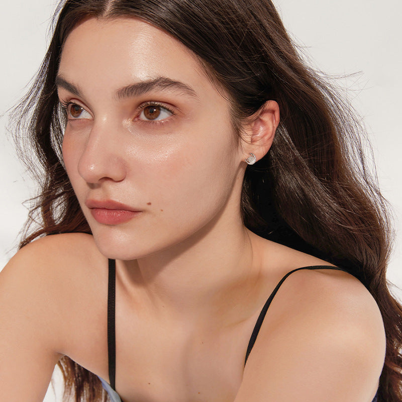 Women's Niche Design Elegant Heart Sleeping No Need To Earrings