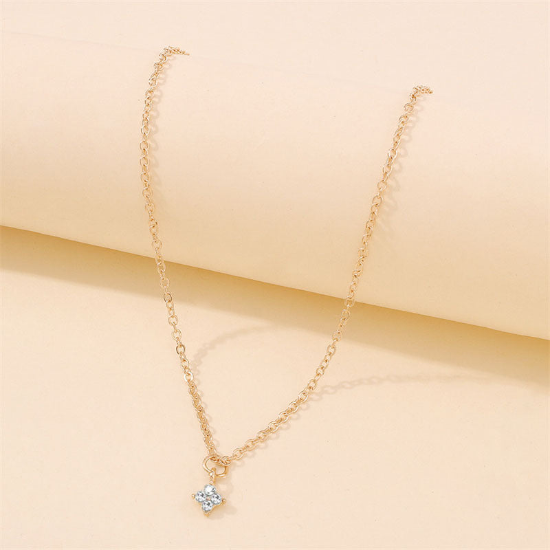 Diamond Inlaid Short Fresh And Stylish Niche Necklaces