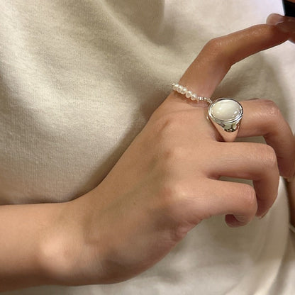 White Mother Shell Design Simple Textured Fashion Moonlight Rings