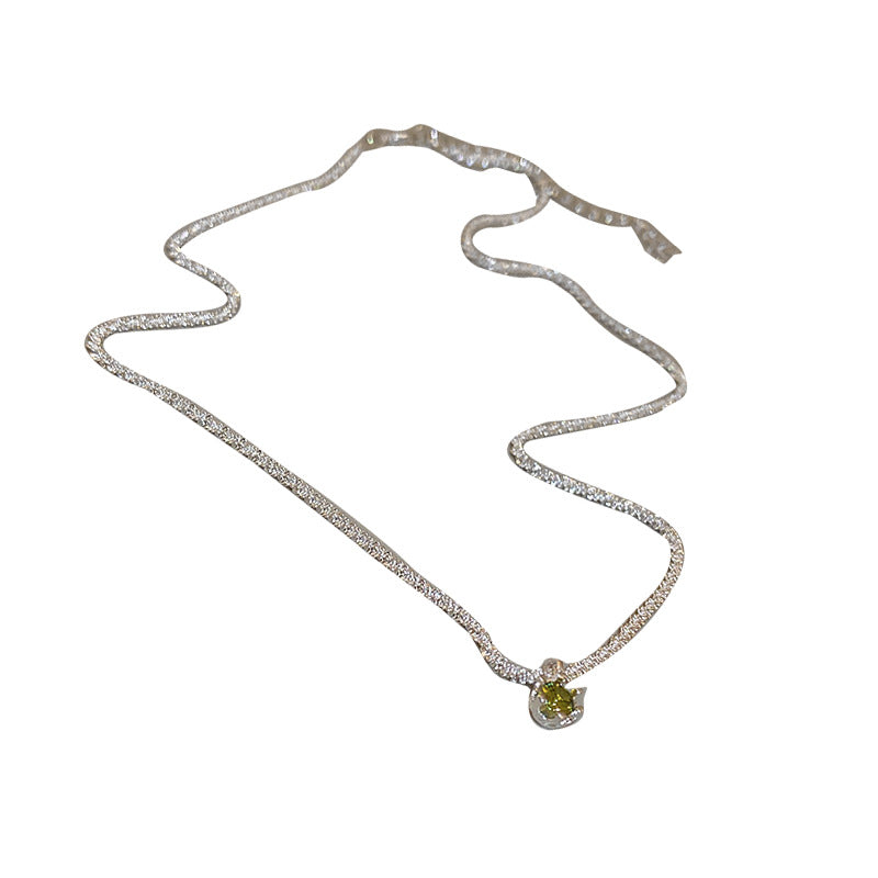 Fashion Sparkling Diamond Green Pendant Dignified Sense Necklaces