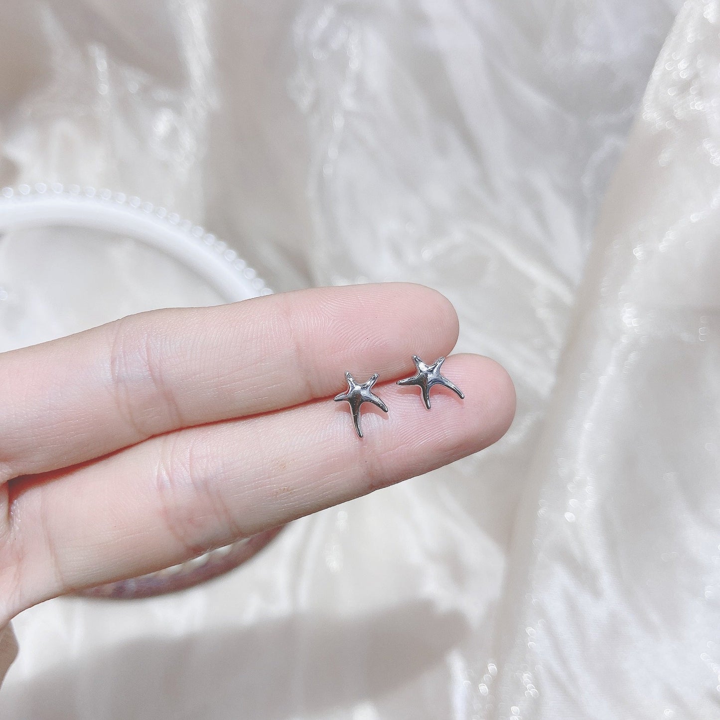 Sier Female Simple And Compact Delicate Earrings