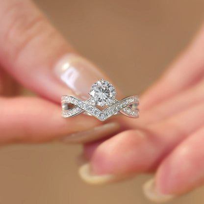 Women's High-grade V-shaped Line Simulation Moissanite Diamond Karat Rings