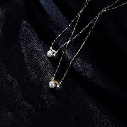 Women's Design Balance Beam Pearl Summer Collarbone Light Luxury Titanium Necklaces