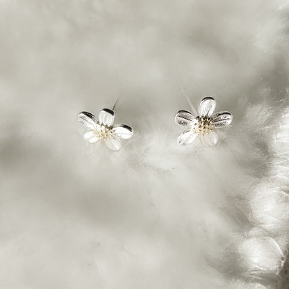 Sier Needle Small Flower Ear Female Rings