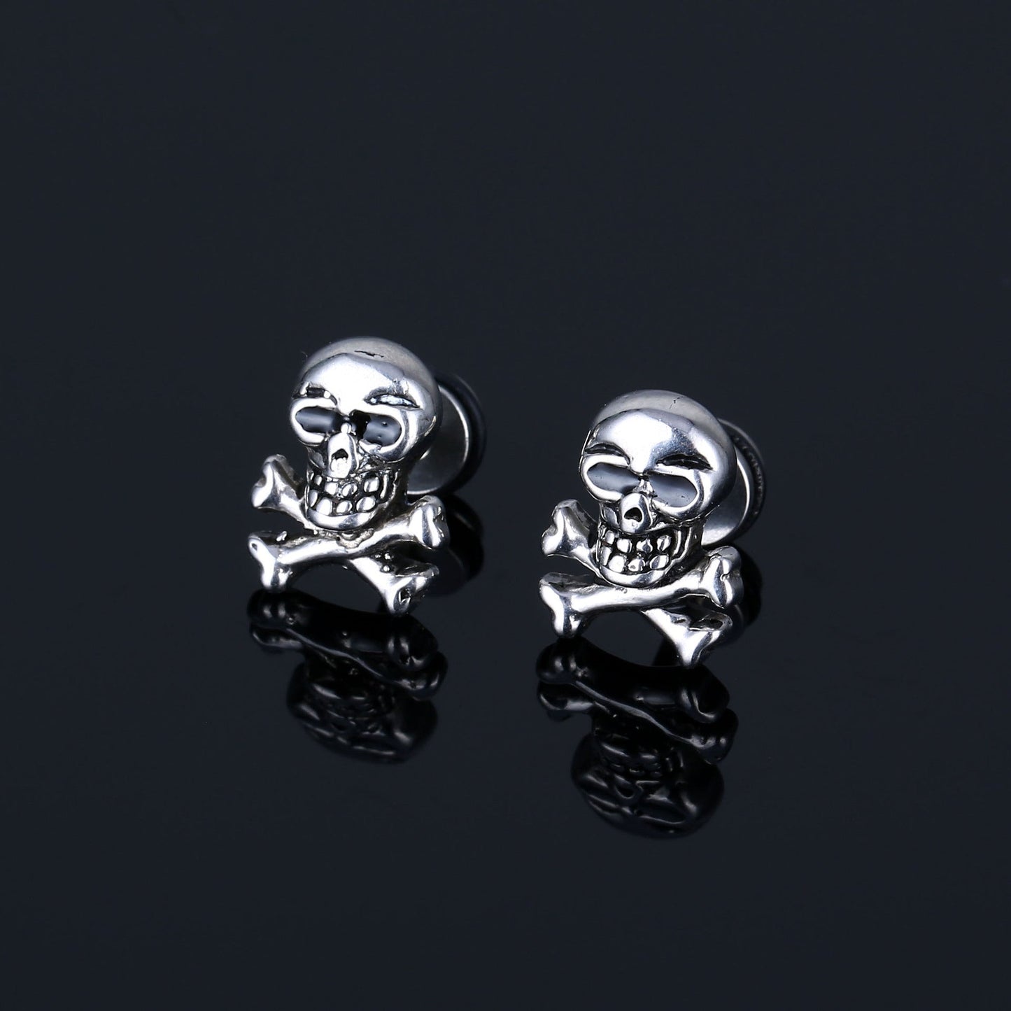 Men's Rock Skull Stainless Steel High-grade Dark Style Ear Earrings