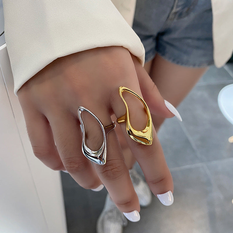 Women's Exaggerated Design Metal Texture Simple Style Rings