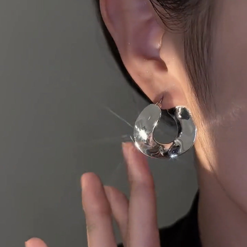 Glossy Round Ear Clip Temperament Cold Earrings