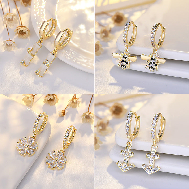 Sier Heart-shaped Ear Clip Female Fresh Refined Rhinestone Earrings