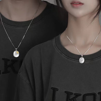 Women's & Men's & Fresh Flower Round Pendant Clavicle Chain Necklaces