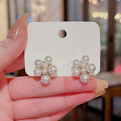 Temperamental Baroque Pearl Female Tide Light Earrings
