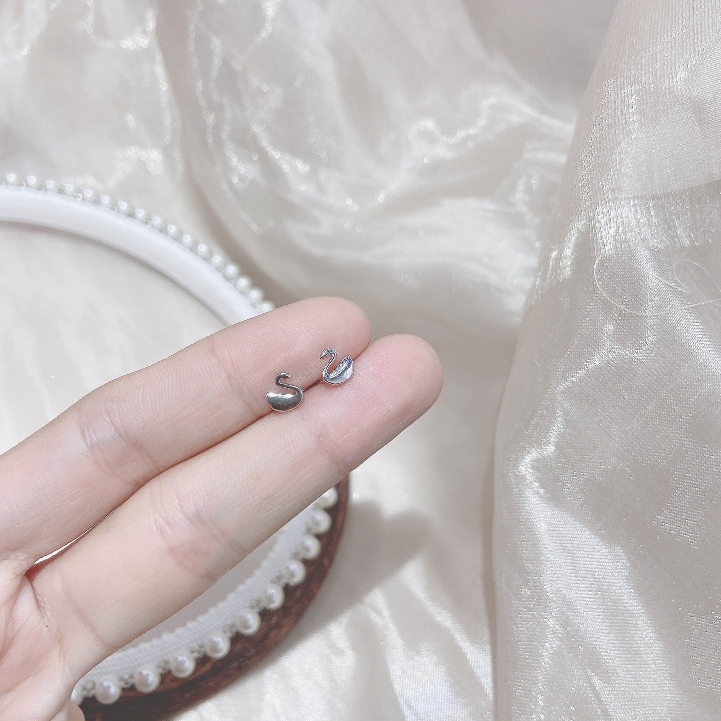 Sier Female Simple And Compact Delicate Earrings