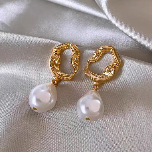 Lava Irregular Light Luxury Personality Baroque Earrings