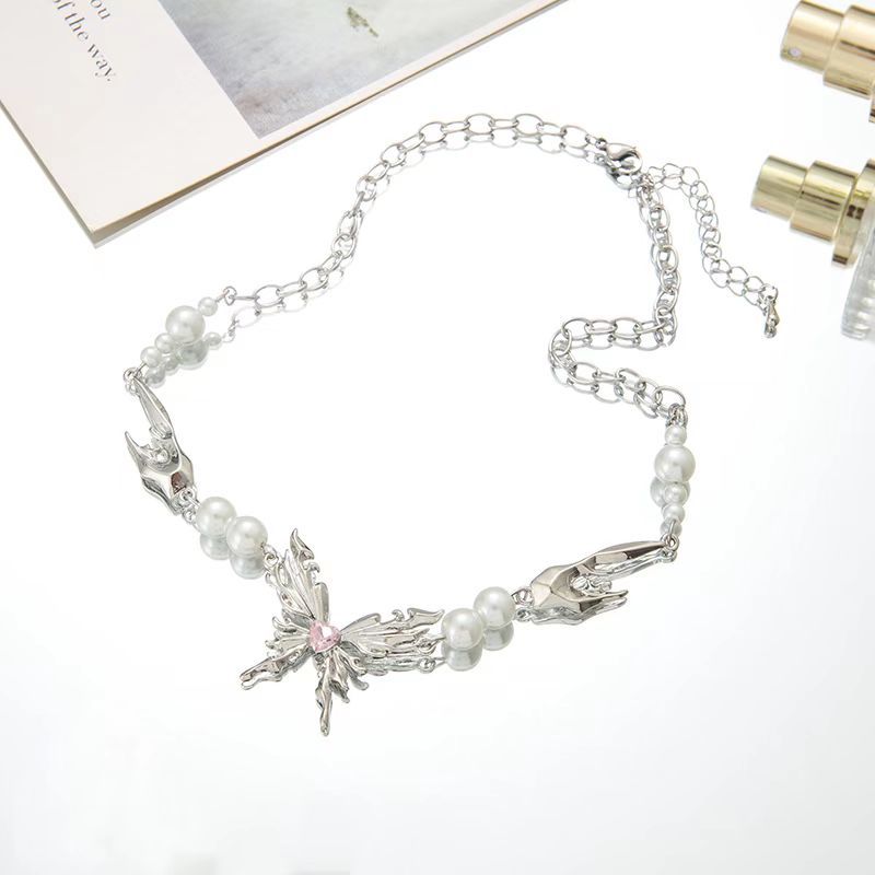 French Style Ethereal Design Butterfly Wings Pearl Clavicle Chain Necklaces