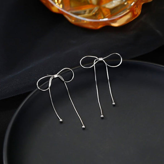 Ning Hollow Bow Fashionable Elegant High-grade Earrings