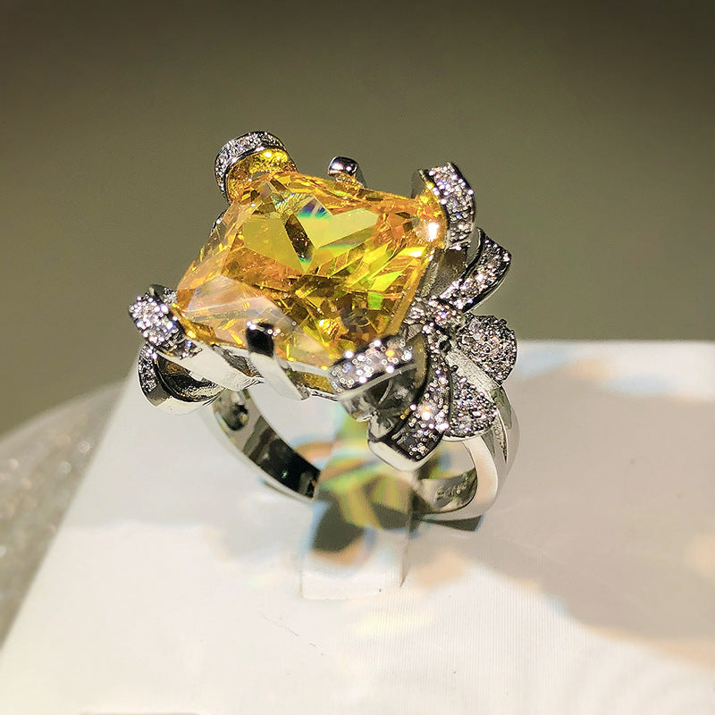 Luxury Diamond Yellow Princess Square Ice Flower Rings