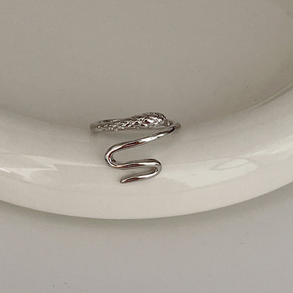 Sier Female Design Light Luxury Index Rings